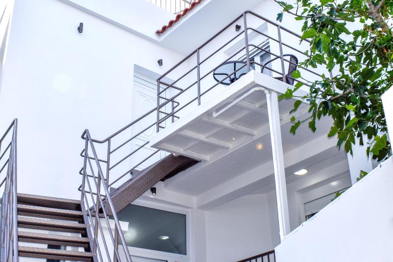 La Maison Plakes Rooftop Apt مدينة سكياثوس المظهر الخارجي الصورة