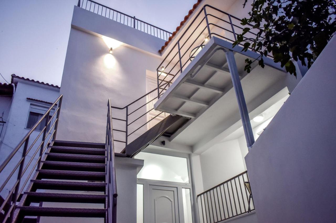La Maison Plakes Rooftop Apt مدينة سكياثوس المظهر الخارجي الصورة
